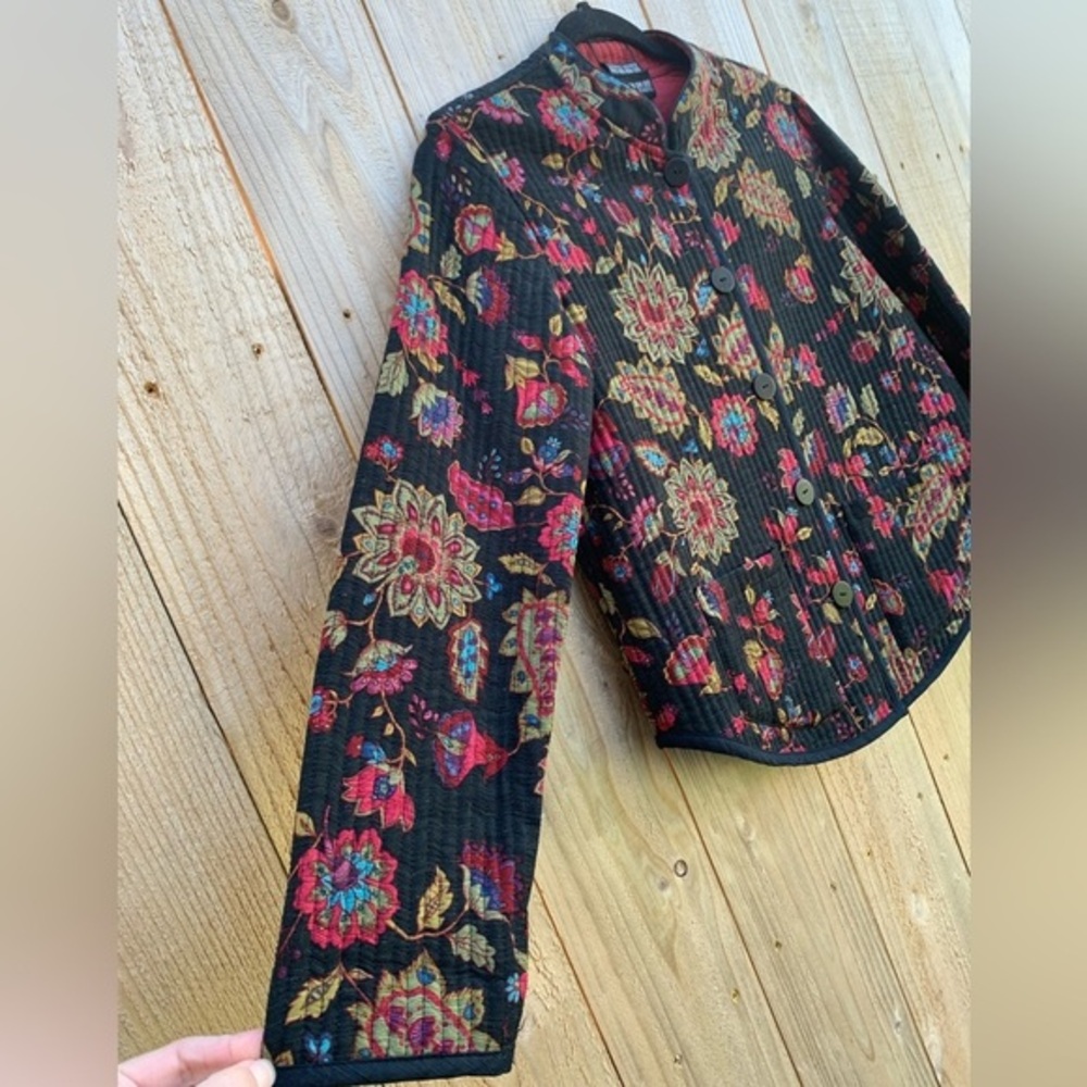 Nomadic Traders Womens Size Small Black Silk Button‎ Jacket Light spring summer - Picture 3 of 6
